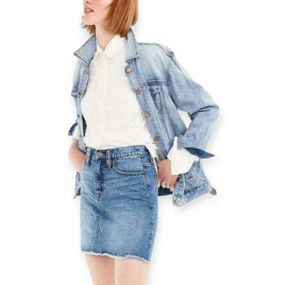 J. Crew Denim Mini Skirt in Birch Wash  with Frayed Hem Size 28 or 6 - Picture 16 of 16
